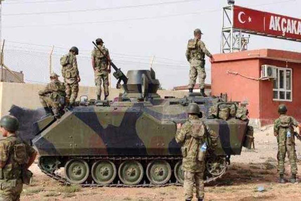 آغاز رزمایش ارتش ترکیه در مرزهای مشترک با سوریه