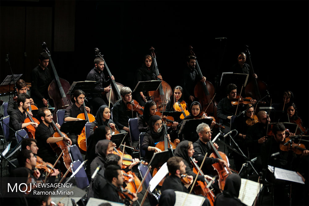اجرای آثار چکناواریان در ارکستر سمفونیک تهران
