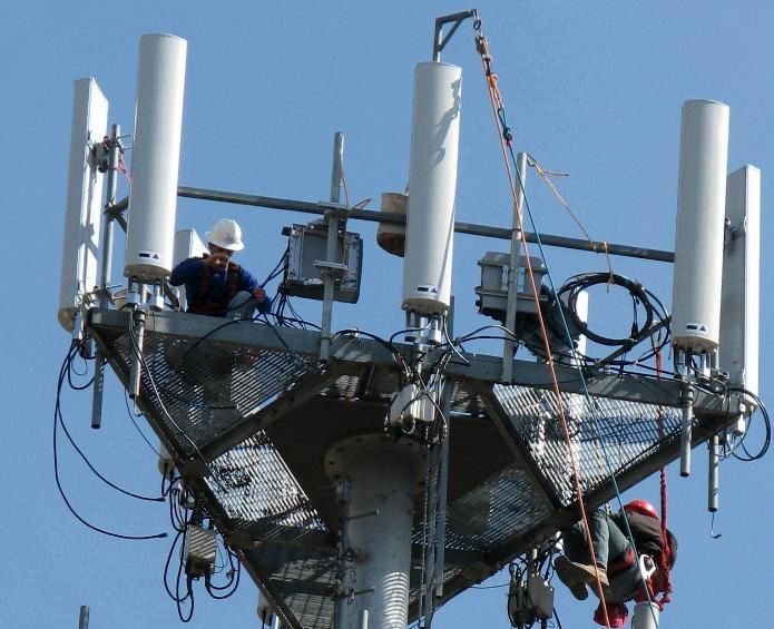ارتقای شبکه تلفن همراه 4G در شهرستان تفت و روستای بخ انجام شد