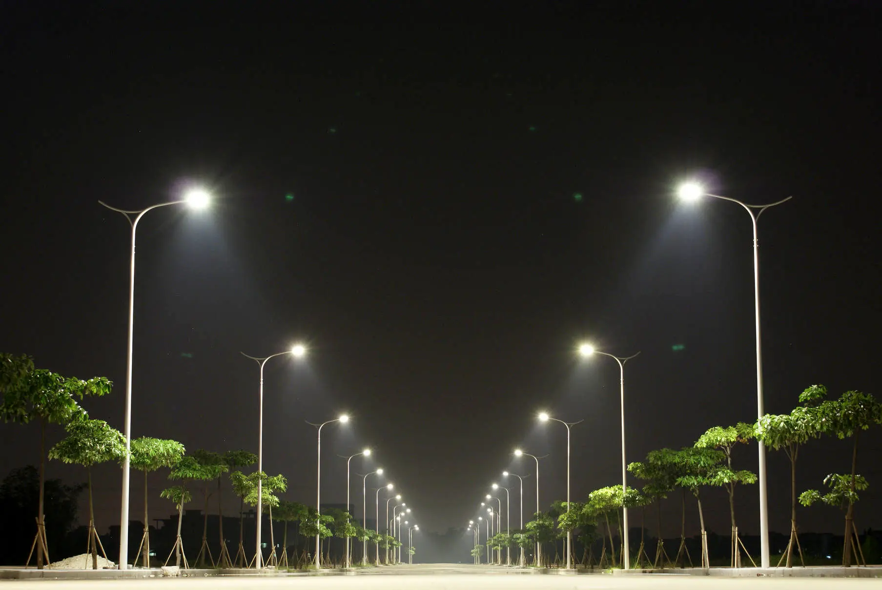 استفاده از ۳۰۰ هزار چراغهای کم مصرف LED در خراسان رضوی
