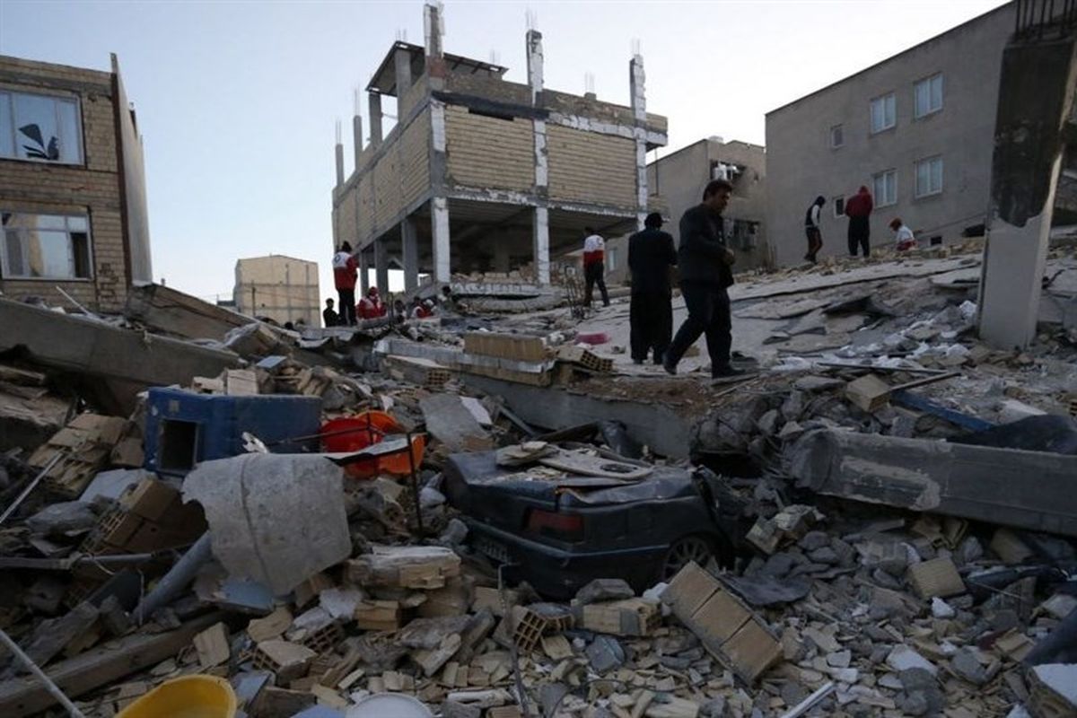 پرداخت قریب به ٤٣ میلیارد ریال وام ارزان بانک صادرات ایران در مناطق زلزله زده کرمانشاه