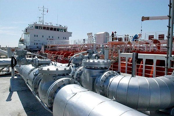 انتقال روزانه 120 هزار بشکه معیانات گازی به پالایشگاه ستاره خلیج فارس به بندرعباس 