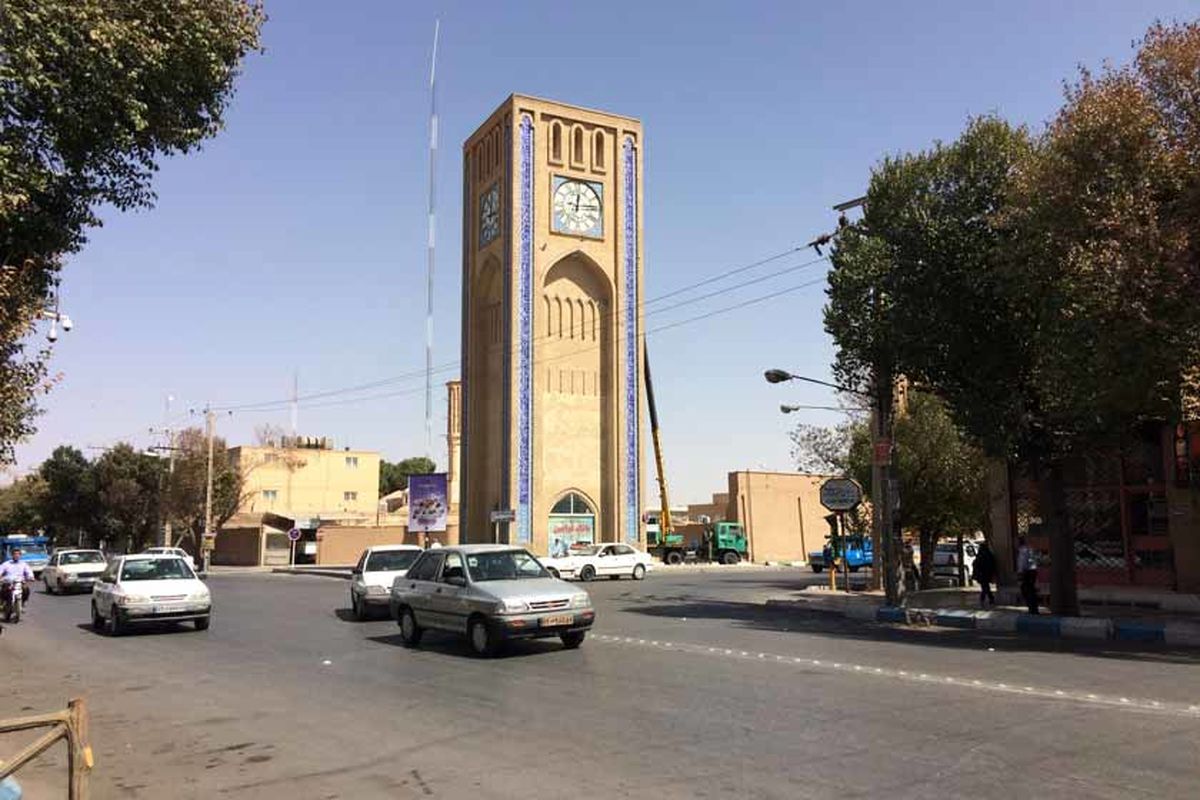 مناسب سازی شهری در خیابان مسجد جامع و برج ساعت یزد