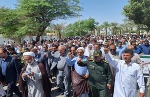  وزیر بهداشت در راهپیمایی روز قدس در ایرانشهر حضور یافت