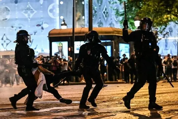 ۲ نفر در جشن قهرمانی پاری‌سن‌ژرمن کشته شدند