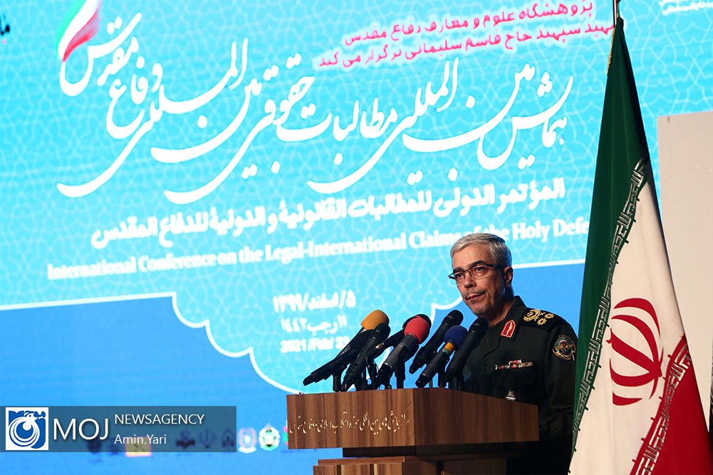 دفاع مقدس عنوان مناسبی برای یک جنگ تحمیلی است/ دفاع مقدس ایران یک دفاع مشروع و بدون ابهام است