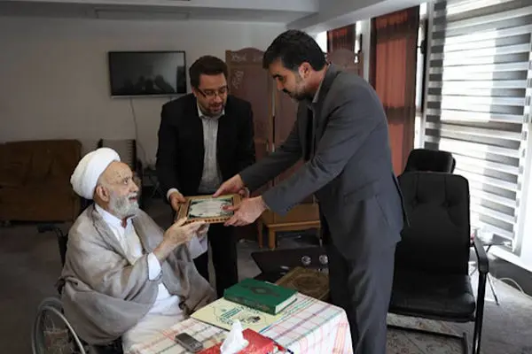 تقدیر از سازمان راهداری و حمل‌ونقل جاده‌ای به‌عنوان دستگاه برتر در حوزه ترویج و توسعه فرهنگ اقامه نماز در کشور
