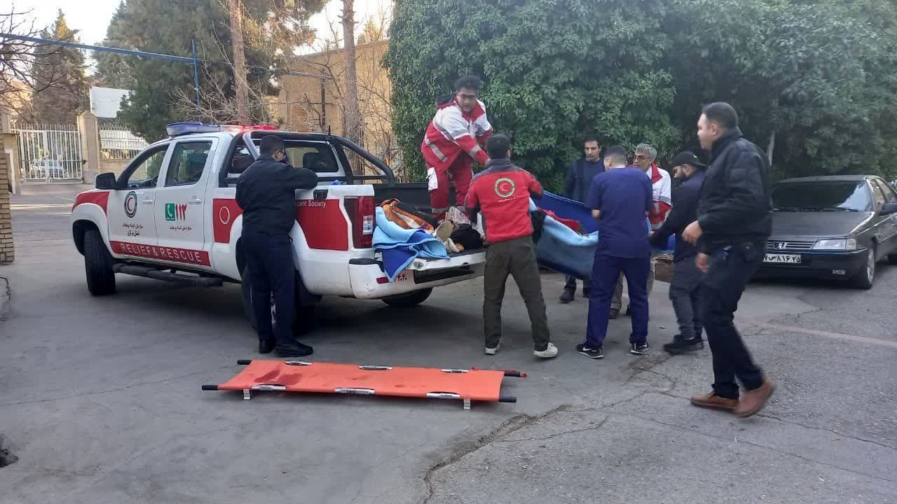 امدادرسانی تیم درمانی هلال احمر مرکزی در حادثه تروریستی کرمان