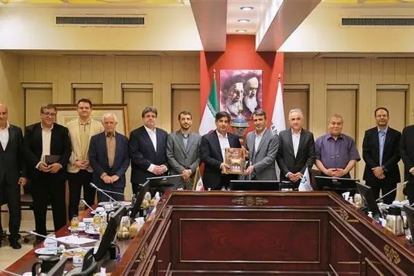 ضرورت مراقبت از گروه فولاد مبارکه برای تقویت جریان تولید در کشور