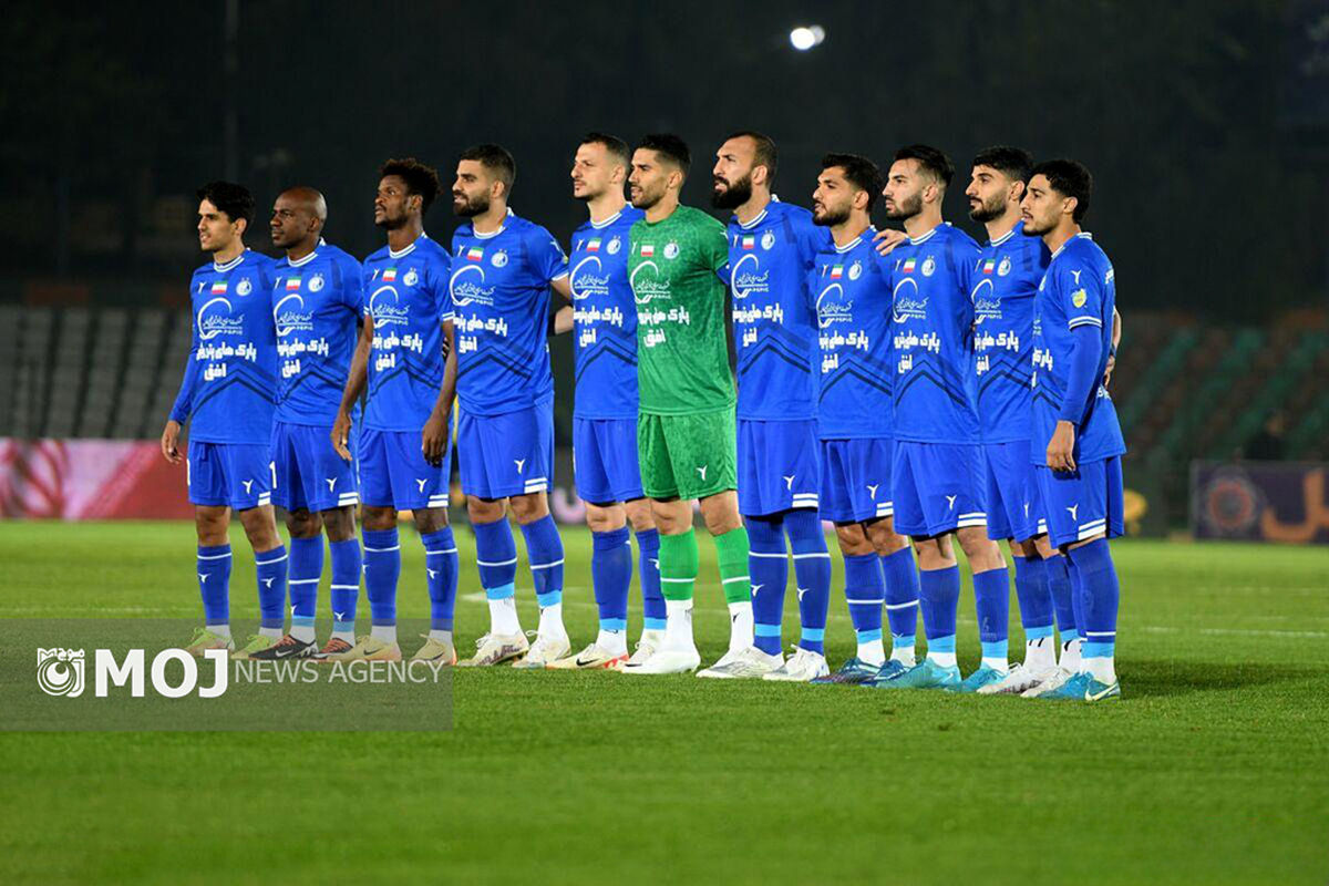 استقلال مقابل آلومینیوم در سرمای اراک متوقف شد/استقلال 1 - 1 آلومینیوم اراک