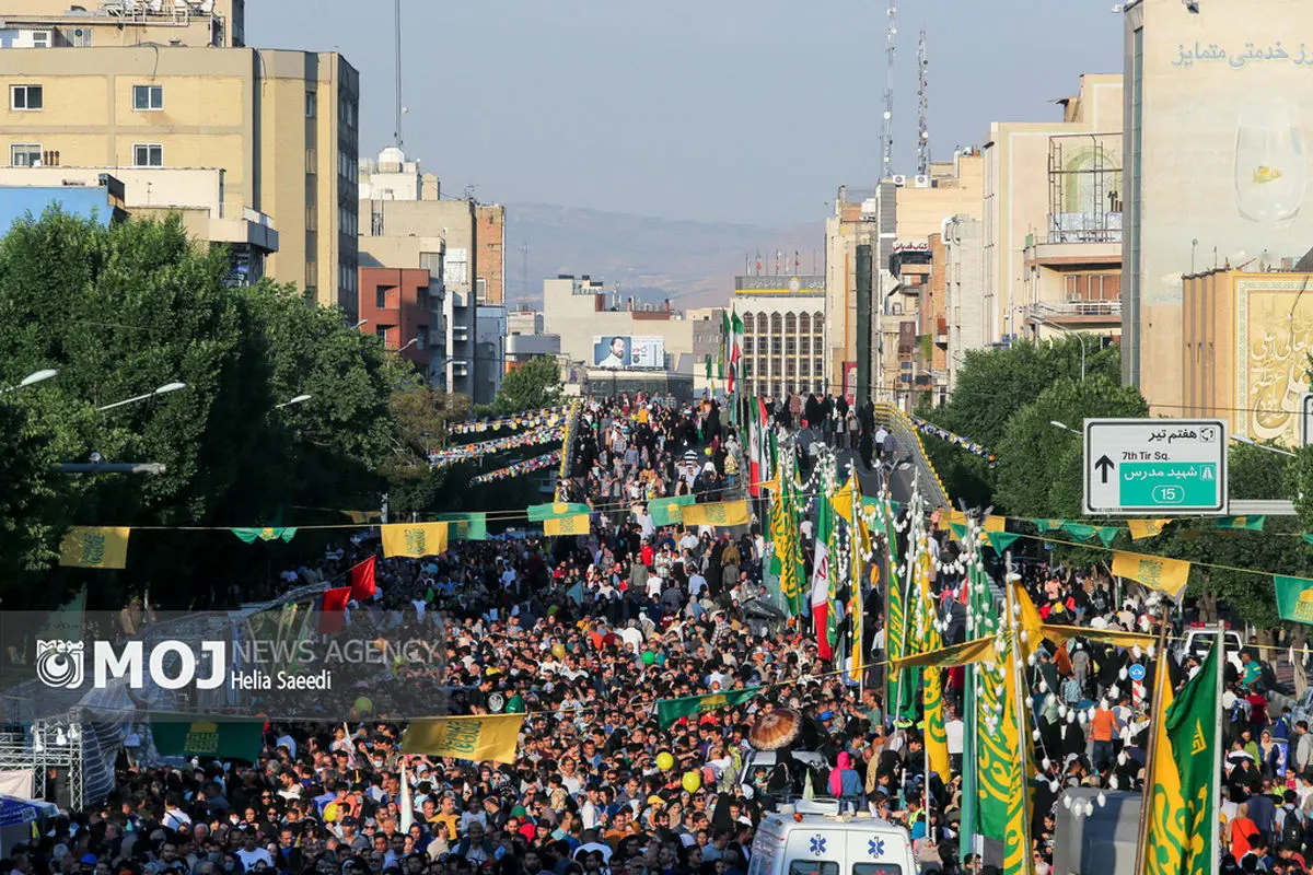جشن امام رضاییها با حضور پرشور مردم تهران برگزار شد