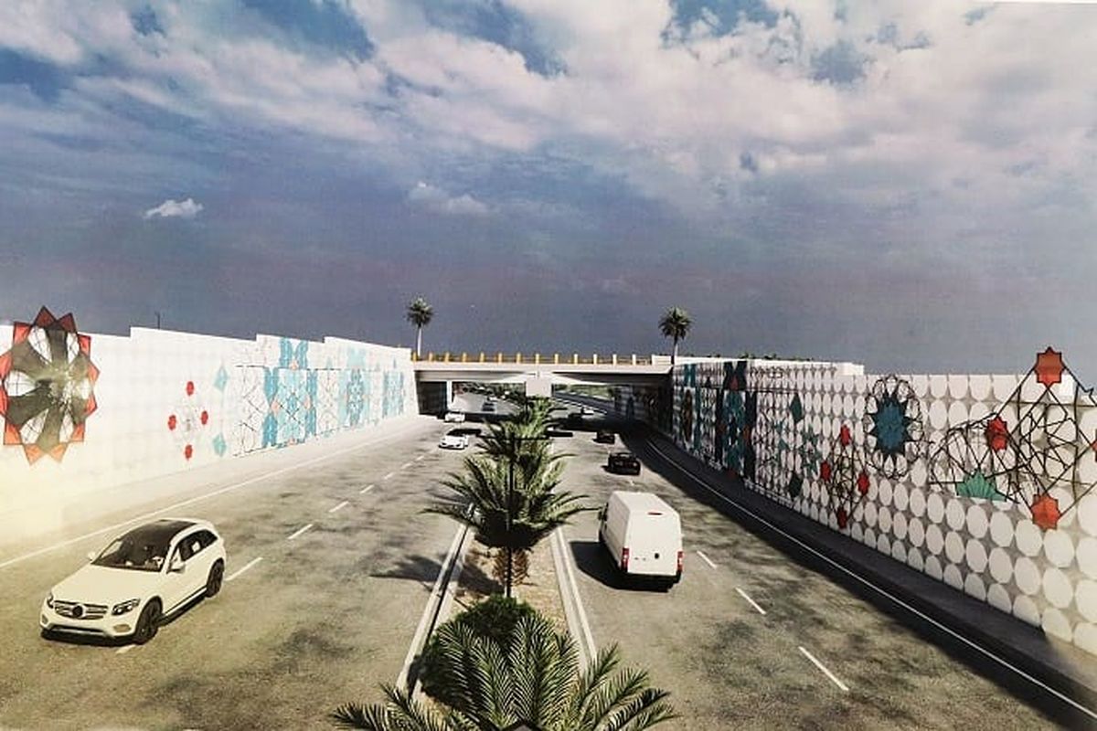 تلفیق خلاقانه نقاشی دیواری و اجرای سطوح هندسی بر دیوار شهر یزد