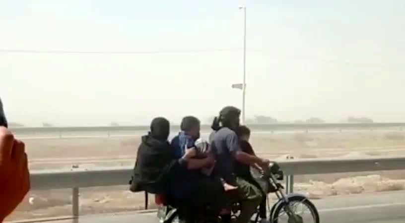 فیلم وزش باد شدید و گرد و خاک در خرمشهر