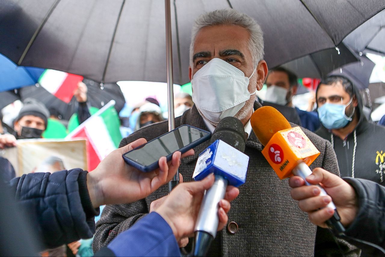 حضور پرشور مردم در راهپیمایی ۲۲ بهمن لبیک گویی به مکتب رهبری و شهداست