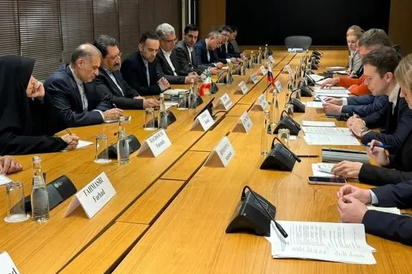 ایران و روسیه بر همسان‌سازی استانداردهای تجاری اوراسیا تاکید کردند