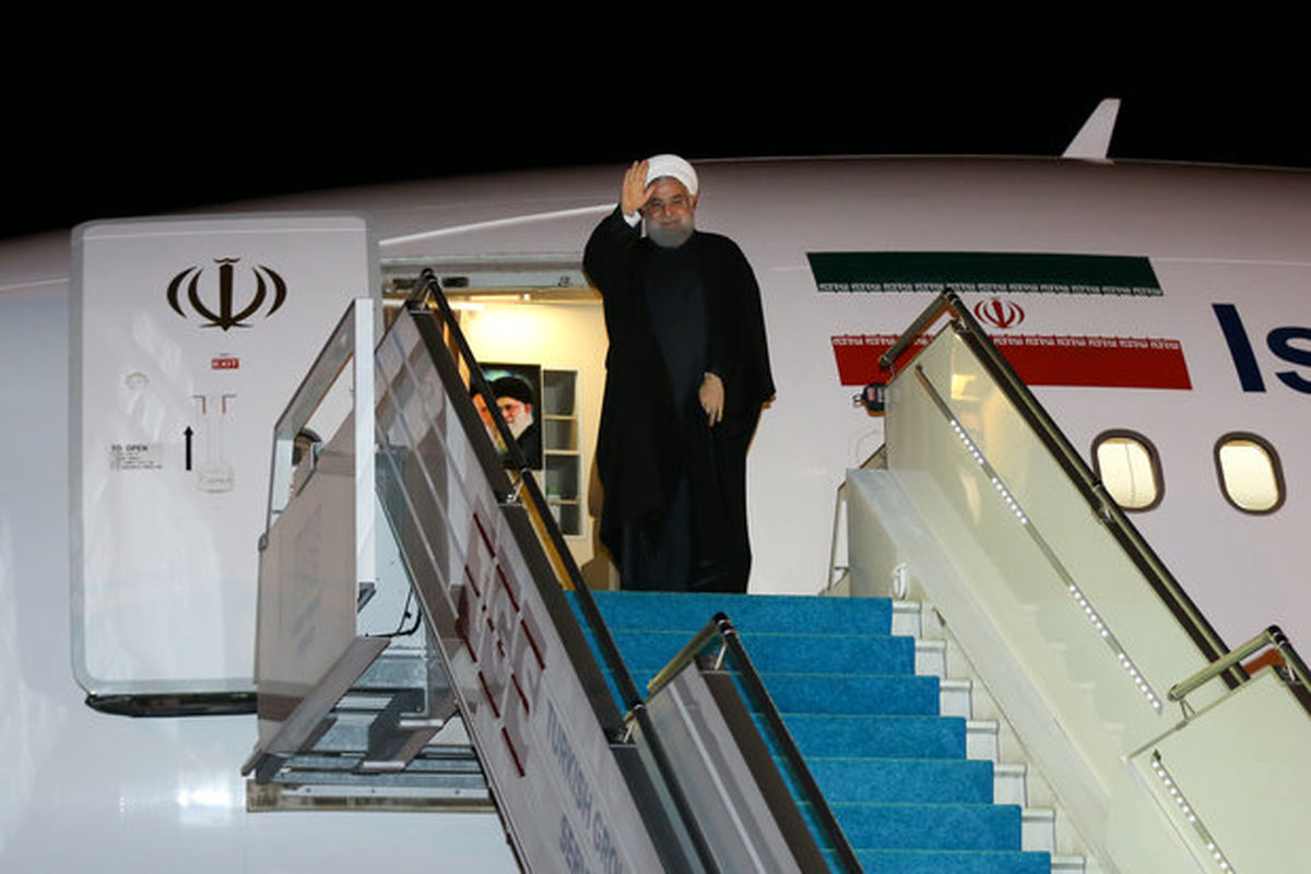 رئیس جمهور به باکو سفر می‌کند / دیدار خصوصی روحانی و پوتین در باکو