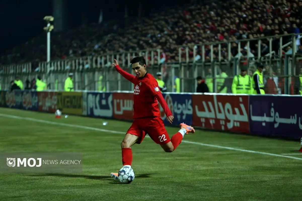 تراکتور تبرزز