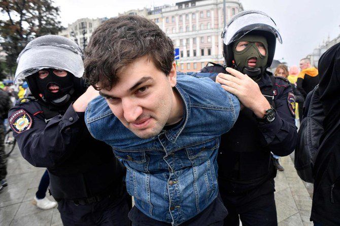 بازداشت بیش از 800 معترض در اعتراضات روسیه