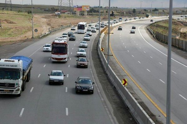 ۴۴ میلیون تردد جاده‌ای در محورهای مواصلاتی به مرزها ثبت شده است