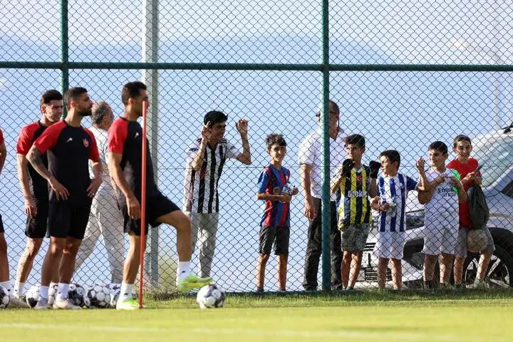 در تمرین پیش فصل پرسپولیس هواداران حضور یافتند