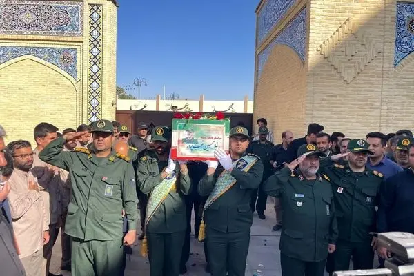 برگزاری مراسم تشییع و تدفین سردار "غیب پرور" در شیراز