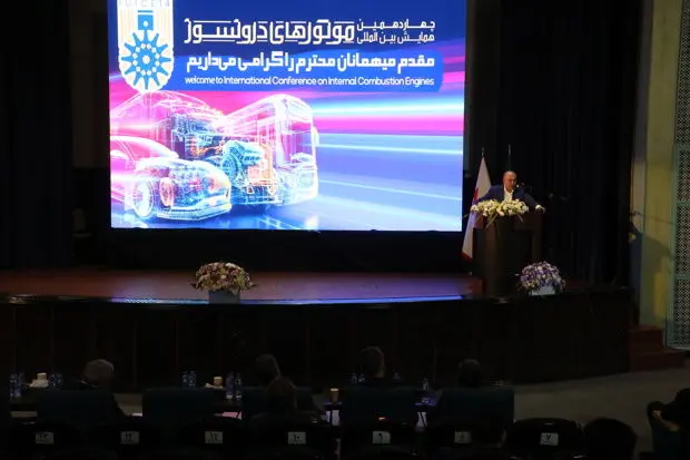 نماینده صاحبان اکثریت سهام‌ ایران‌خودرو: خودروهای تمام‌برقی در شرایط فعلی توجیه اقتصادی ندارند/ اولویت ایران‌خودرو توسعه هیبرید است