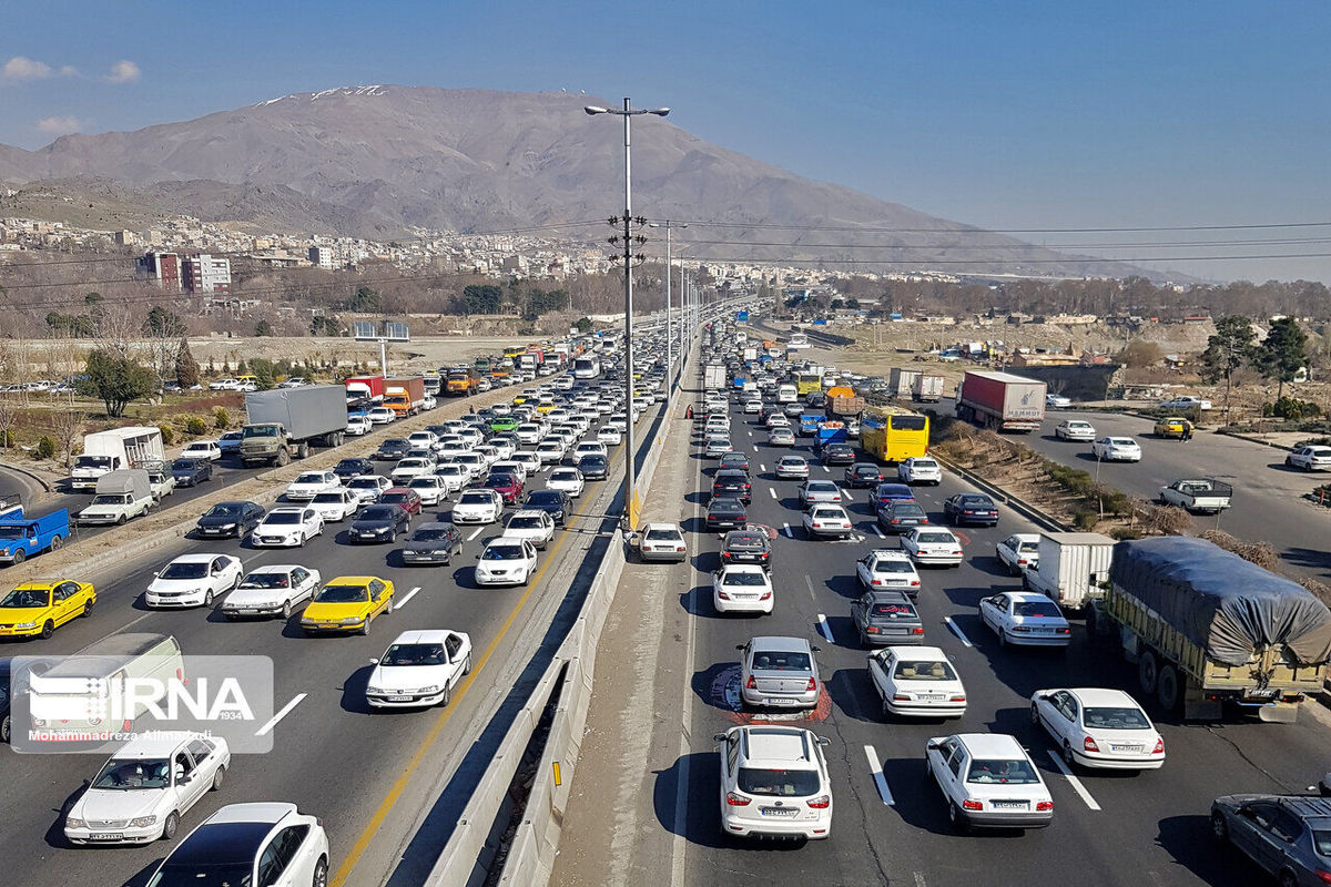 ثبت ۱۰ میلیون و ۲۹۰ هزار و ۹۸۶ تردد در جاده‌های استان مرکزی