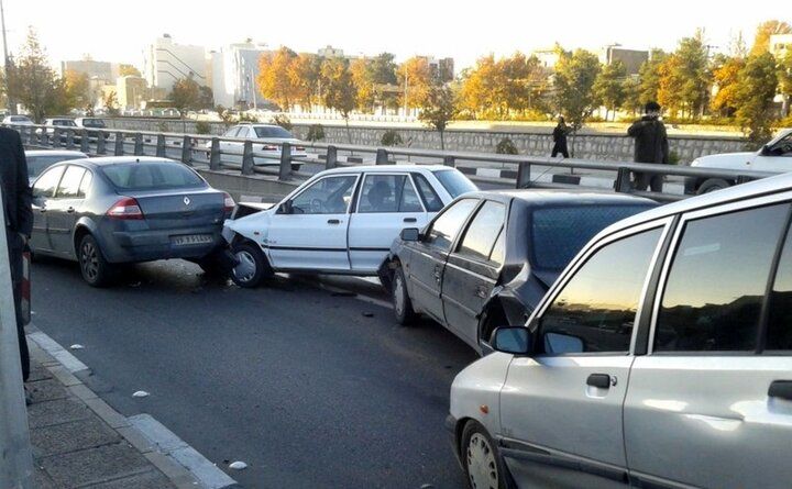  ۵۰ خودرو در آزادراه کرج-قزوین تصادف کردند