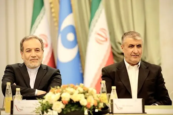 همچنان با تمام وجود از بنیان‌های صنعت هسته‌ای کشور پاسداری خواهیم کرد