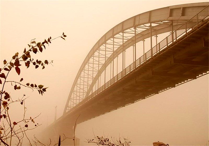 گرد و غبار همچنان  مهمان شهرهای خوزستان است