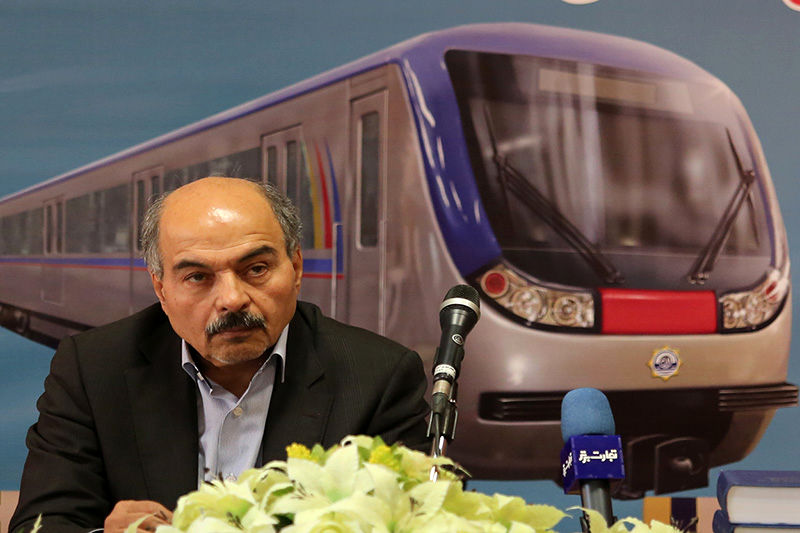 عزم جدی برای تکمیل سه ایستگاه خط یک قطارشهری اصفهان 