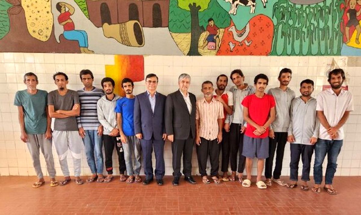 سفیر جمهوری اسلامی با صیادان ایرانی بازداشتی در موزامبیک دیدار کرد