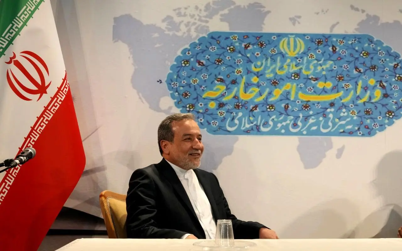 موشک‌های جمهوری اسلامی به مذاکره‌کننده قوت می دهد تا پشت میز بنشیند