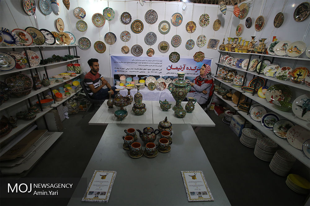 نمایشگاه صنایع دستی در اهواز شروع به کار کرد