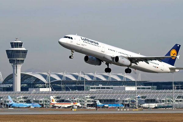 پرواز‌های فرودگاه بین المللی امام خمینی در حال انجام است