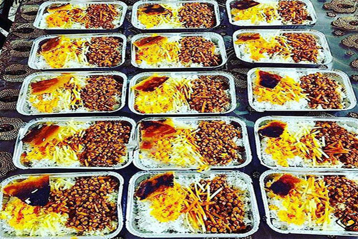 60 هزار پرس غذای نذری طرح اطعام حسینی در آمل توزیع شد