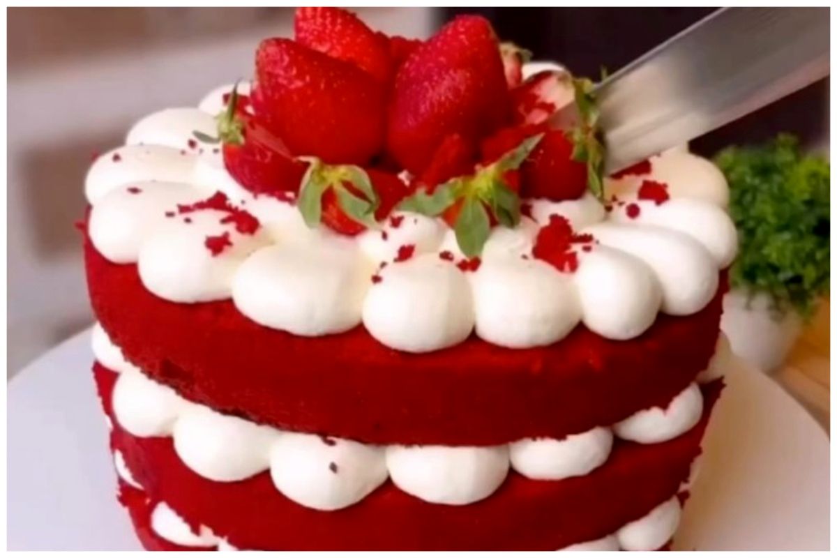 کیک خاص و خوشمزه برای میهمانی و تولد / کیک ردولوت کافی شاپی + دانلود ویدئو