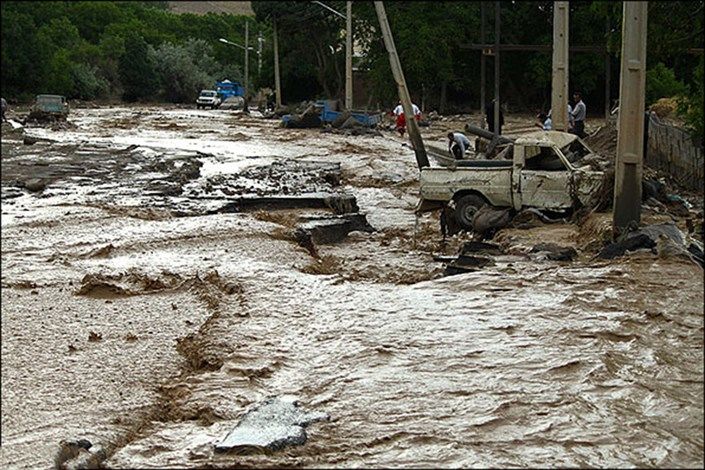 سیلاب ۱۱ استان را درگیر کرد/ فوت ۲ نفر به دلیل ریزش بهمن