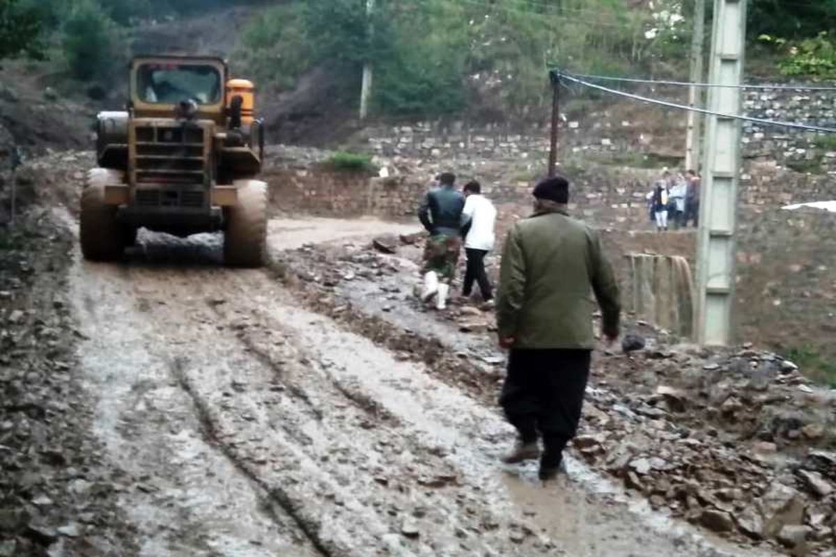 راه مواصلاتی داخل «نیچکوه» بازگشایی شد