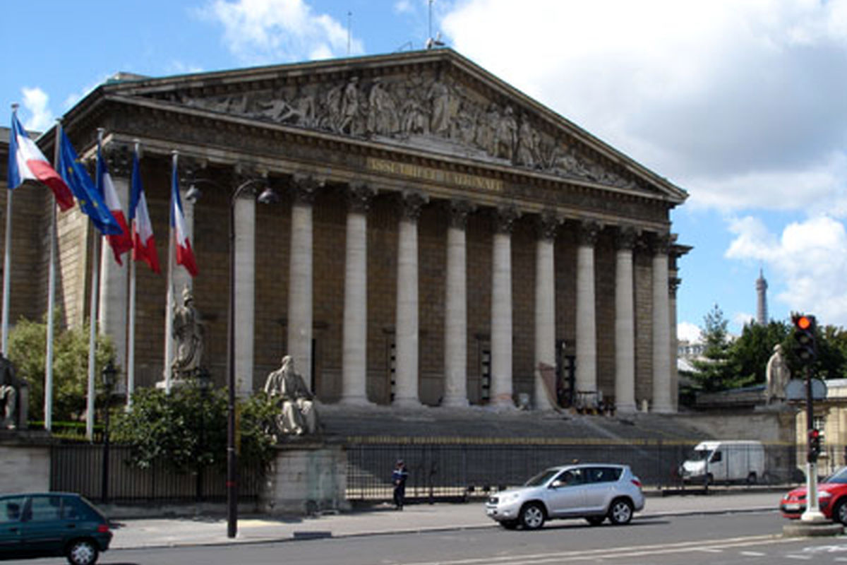 پارلمان فرانسه، انکار «نسل‌کشی ارامنه» را جرم دانست