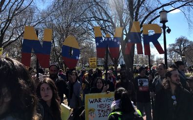 برگزاری تجمع برای حمایت از دولت ونزوئلا در واشنگتن