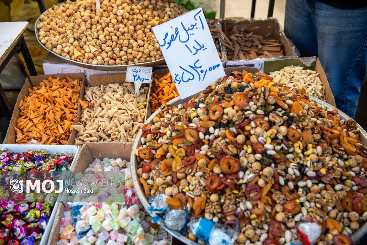 خرید آجیل در آستانه شب یلدا