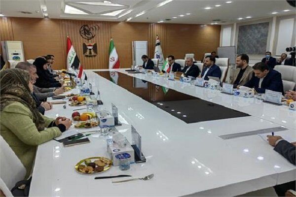 توسعه همکاری های دائمی پروژه‌های ارتباطی ایران و عراق مورد تاکید قرار گرفت
