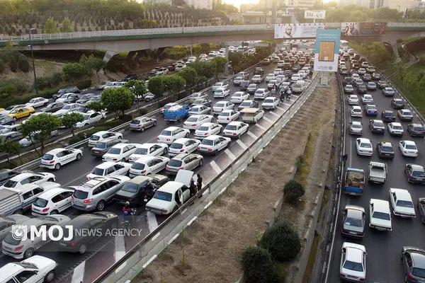 افزایش چشمگیر تردد در محورهای منتهی به مشهد مقدس در ۳۱ مرداد