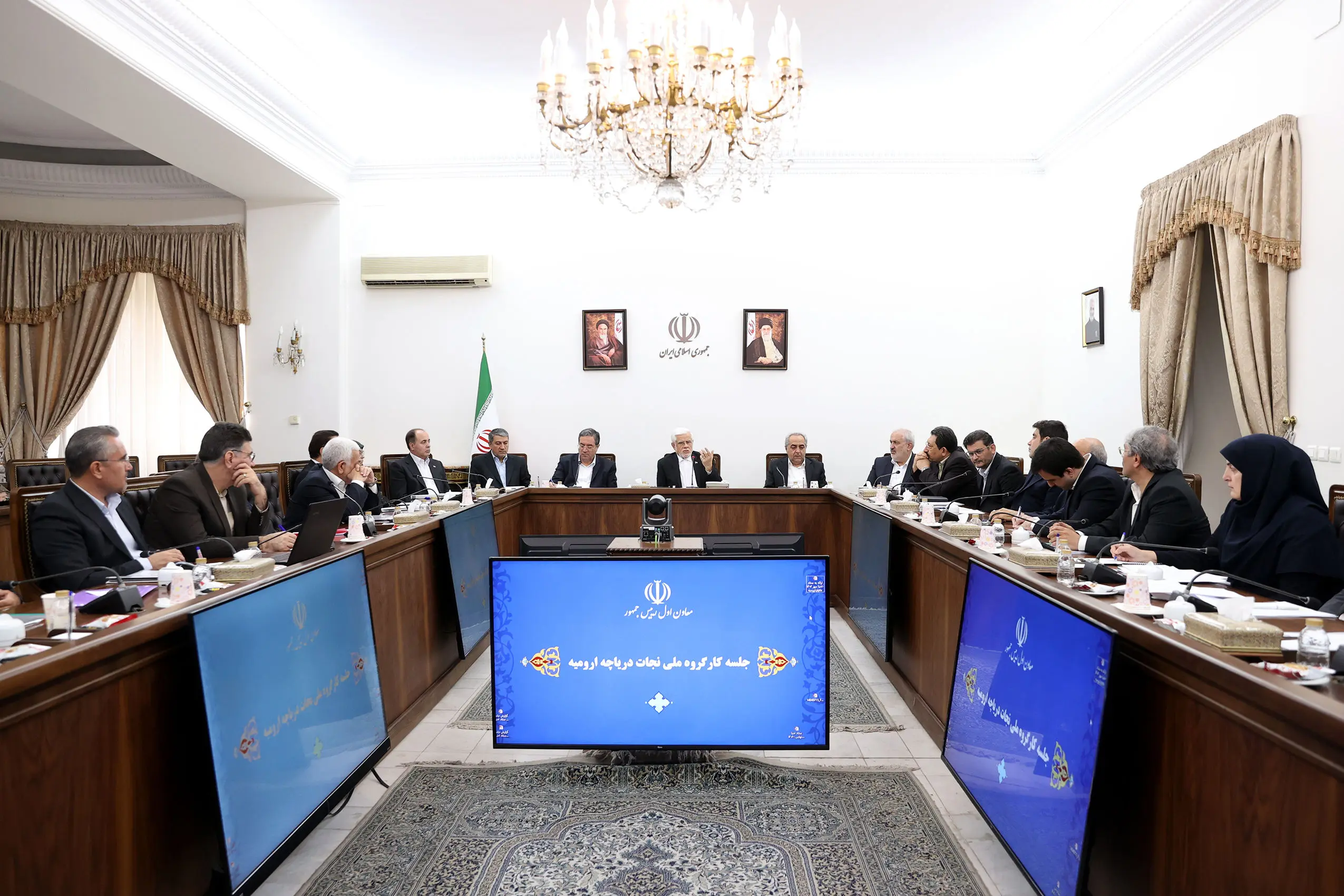 احیاء و زنده ماندن دریاچه ارومیه مهم‌ترین مسئله کشور است
