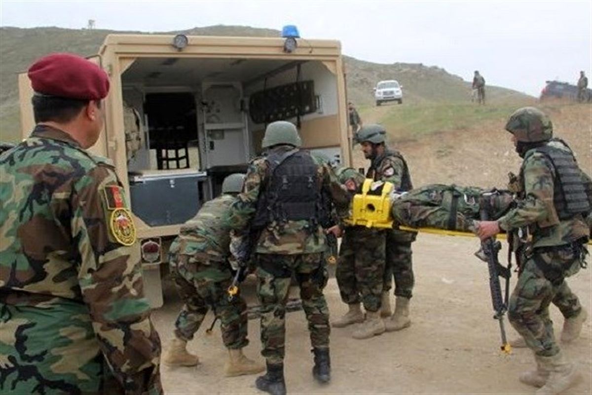 حمله انتحاری به نیروهای امنیتی افغان در هلمند 22 کشته و زخمی برجای گذاشت