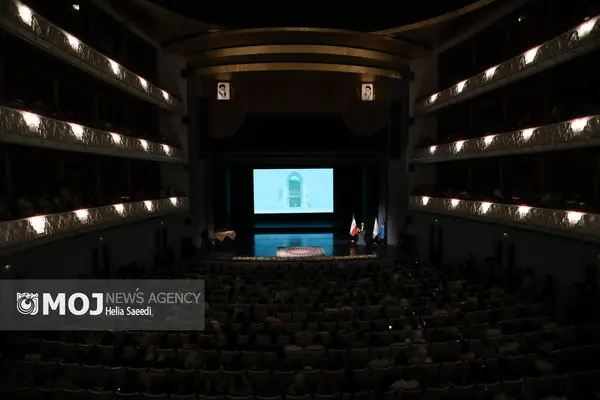 سه‌تار صبا و تمبک تهرانی در تالار رودکی افسانه‌ها را زنده کردند