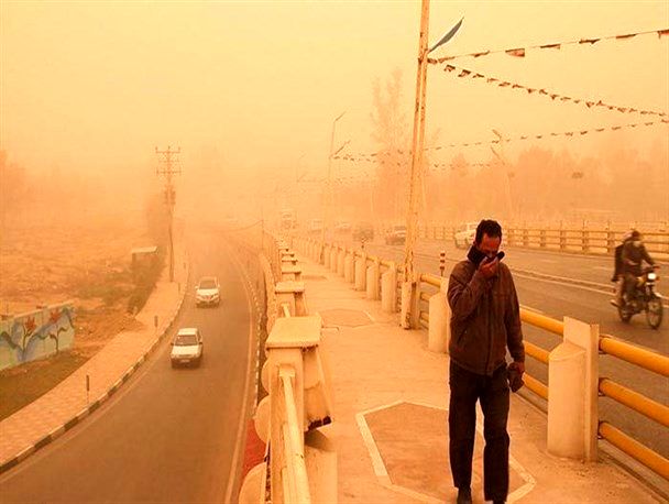 احتمال افزایش طوفان و گردو خاک و شن در جاده های جنوب کرمان