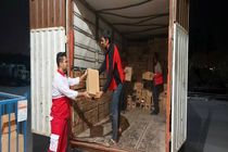 گزارش تصویری اهدای دومین محموله کمک های هلال احمر یزد به زلزله زدگان هرمزگان