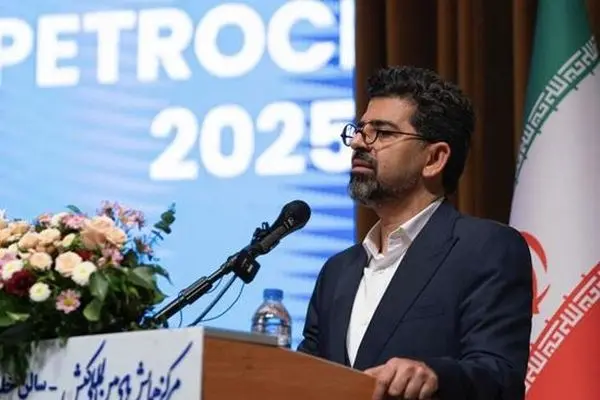 «ایران‌پتروکم» فرصتی برای تبادل ایده و محصول در صنعت پتروشیمی/ حضور ۸۱ شرکت دانش‌بنیان و فناور در پتروکم ۱۴۰۳/ ضرورت تأسیس دبیرخانه دائمی «ایران پتروکم»